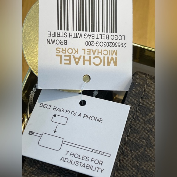 NWT Michael Kors Gift Box MK Signature Belt Wallet Waist Bag Size S/M - Picture 11 of 11